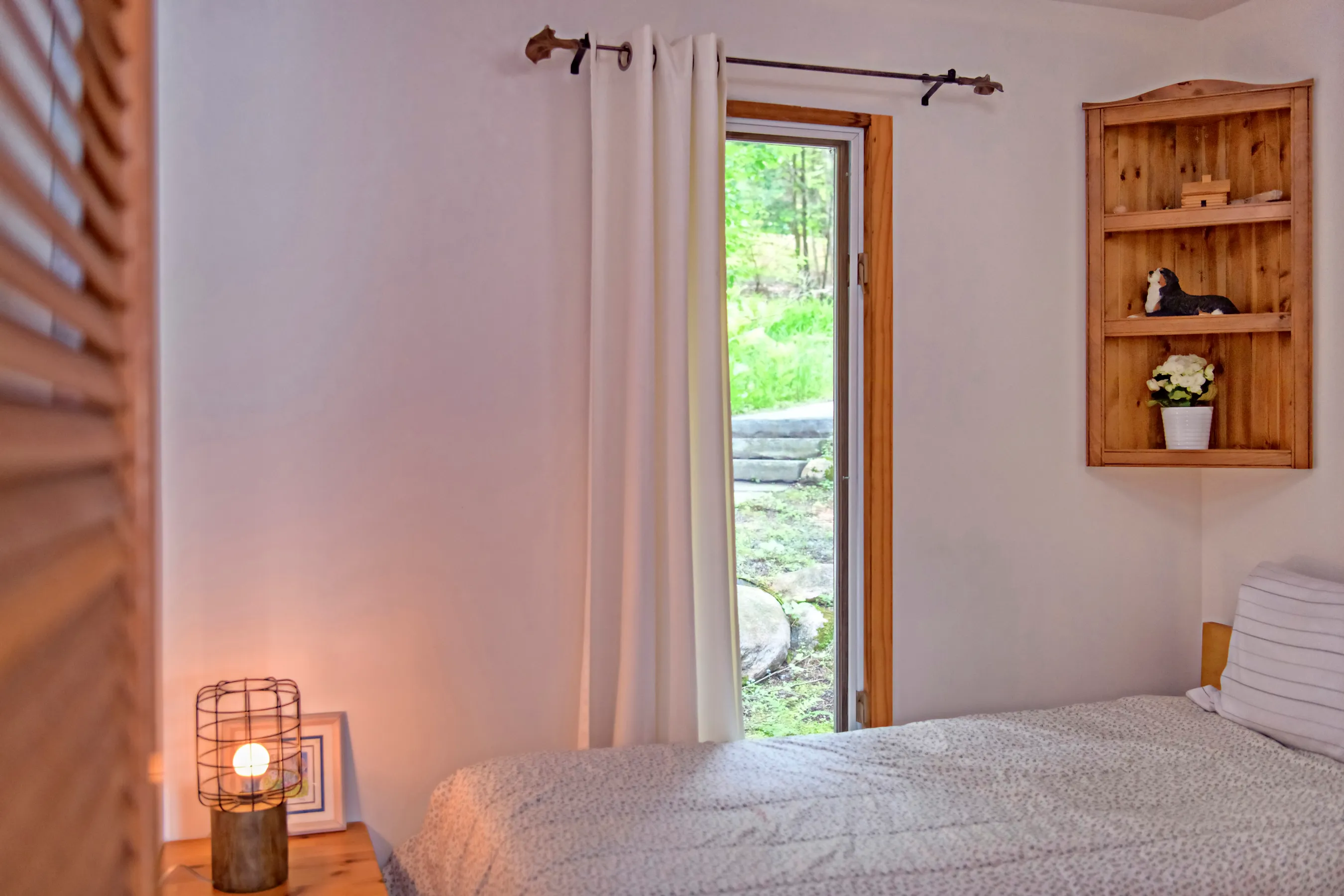 Muskoka Rental Cottage Bedroom